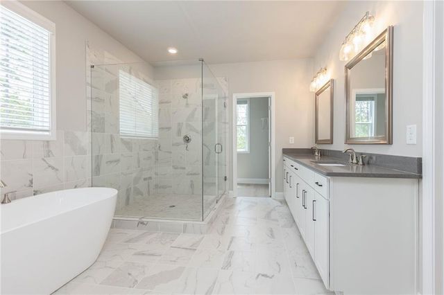 5635 Meadowstone Walk, Kennesaw, GA 30152