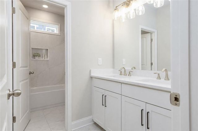 5635 Meadowstone Walk, Kennesaw, GA 30152