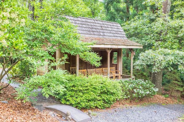 5635 Meadowstone Walk, Kennesaw, GA 30152