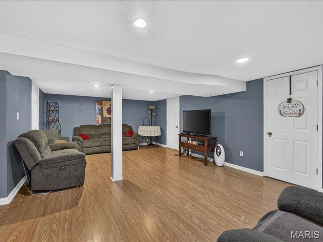 42 Villa Drive, Granite City, IL 62040