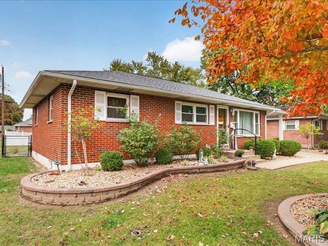 42 Villa Drive, Granite City, IL 62040