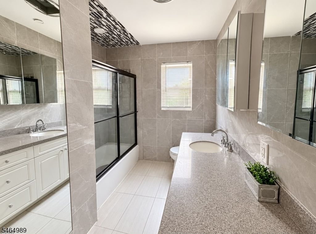 115 Crampton Ave, Woodbridge Twp., NJ 07095 — photo 4