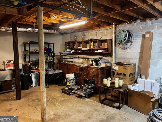 95 Fairlawn Drive, Carrollton, GA 30117