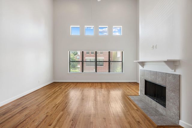 650 Westcross Street 42, Houston, TX 77018