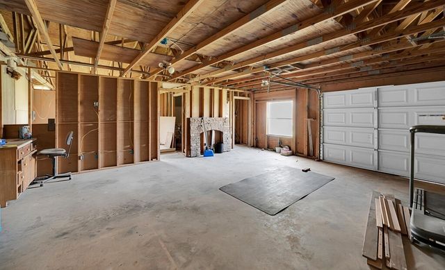 105 County Road 3590, China Spring, TX 76633