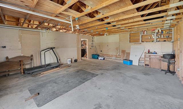 105 County Road 3590, China Spring, TX 76633