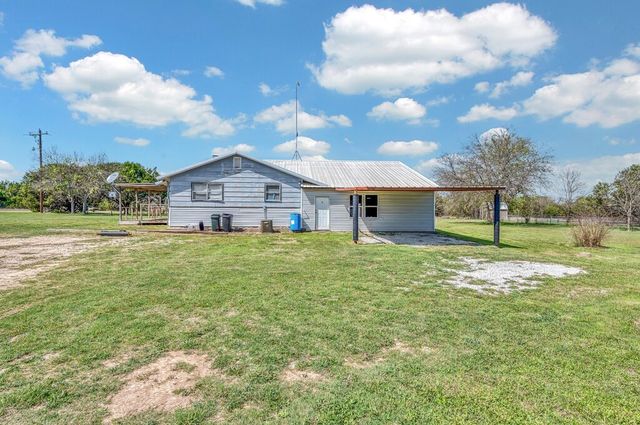 105 County Road 3590, China Spring, TX 76633