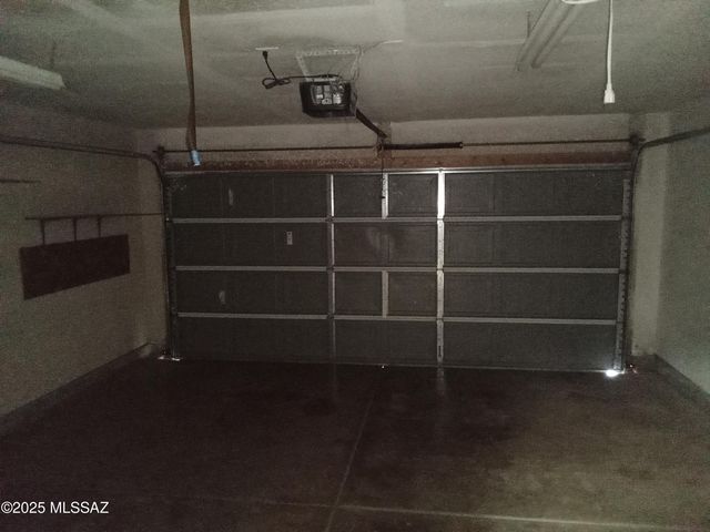 7363 S Bolingbroke Avenue, Tucson, AZ 85746