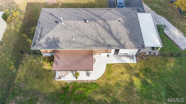 6106 Warren Drive, Belleville, IL 62223