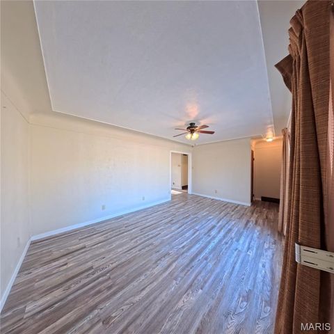 6106 Warren Drive, Belleville, IL 62223