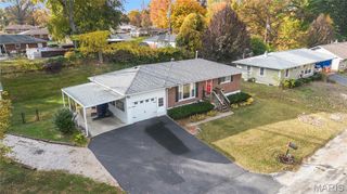 6106 Warren Drive, Belleville, IL 62223