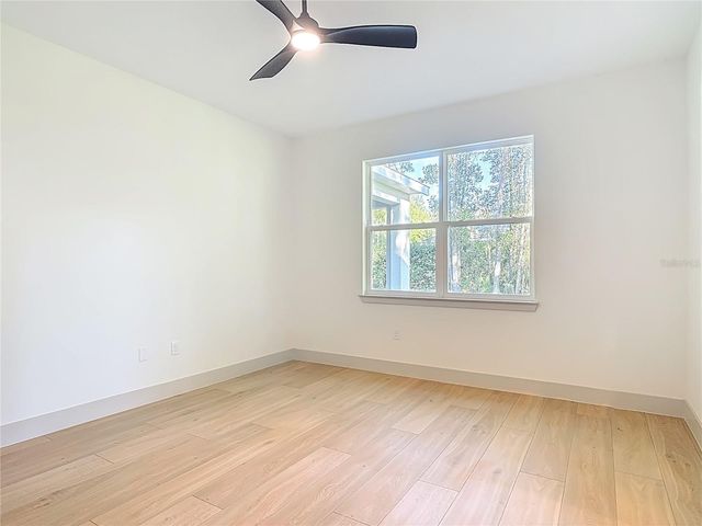 226 W PENNSYLVANIA AVENUE, Lake Helen, FL 32744