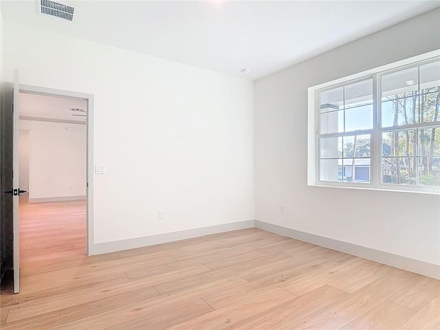 226 W PENNSYLVANIA AVENUE, Lake Helen, FL 32744