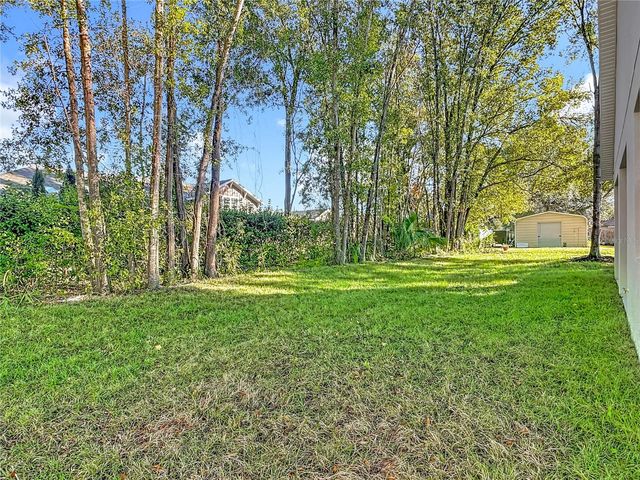 226 W PENNSYLVANIA AVENUE, Lake Helen, FL 32744