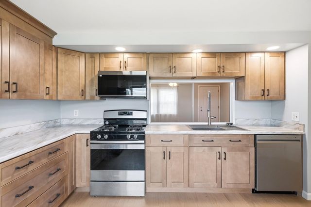 501 Bean Hill Rd Unit 16, Northfield, NH 03276