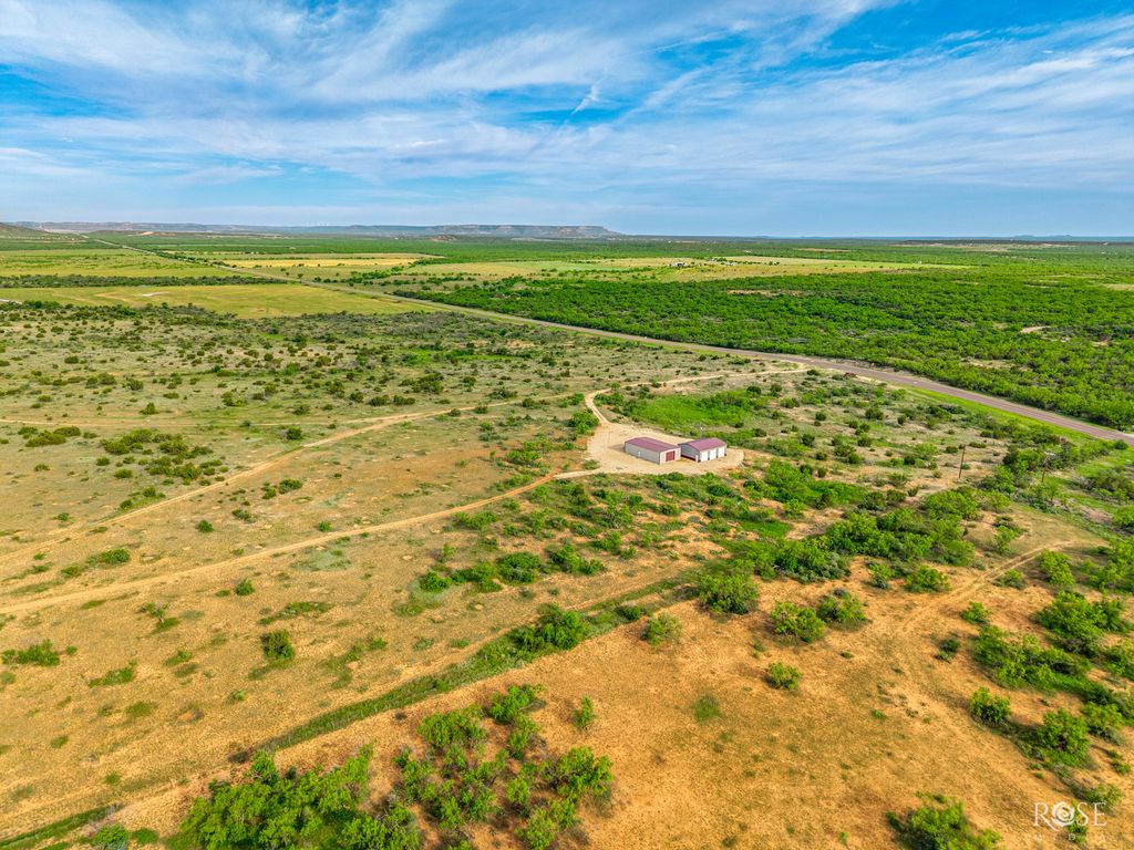 Image 12 of property listing at 13065 Tx-158, Robert Lee, TX 76945