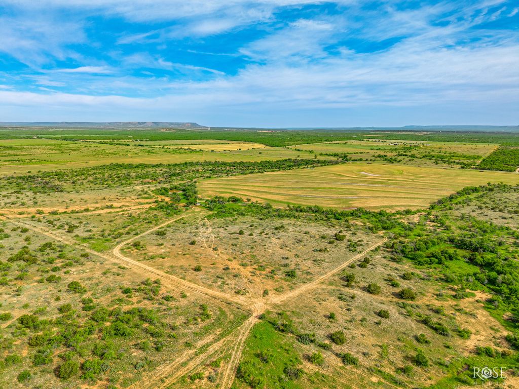 Image 25 of property listing at 13065 Tx-158, Robert Lee, TX 76945