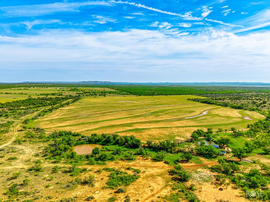 Image 30 of property listing at 13065 Tx-158, Robert Lee, TX 76945