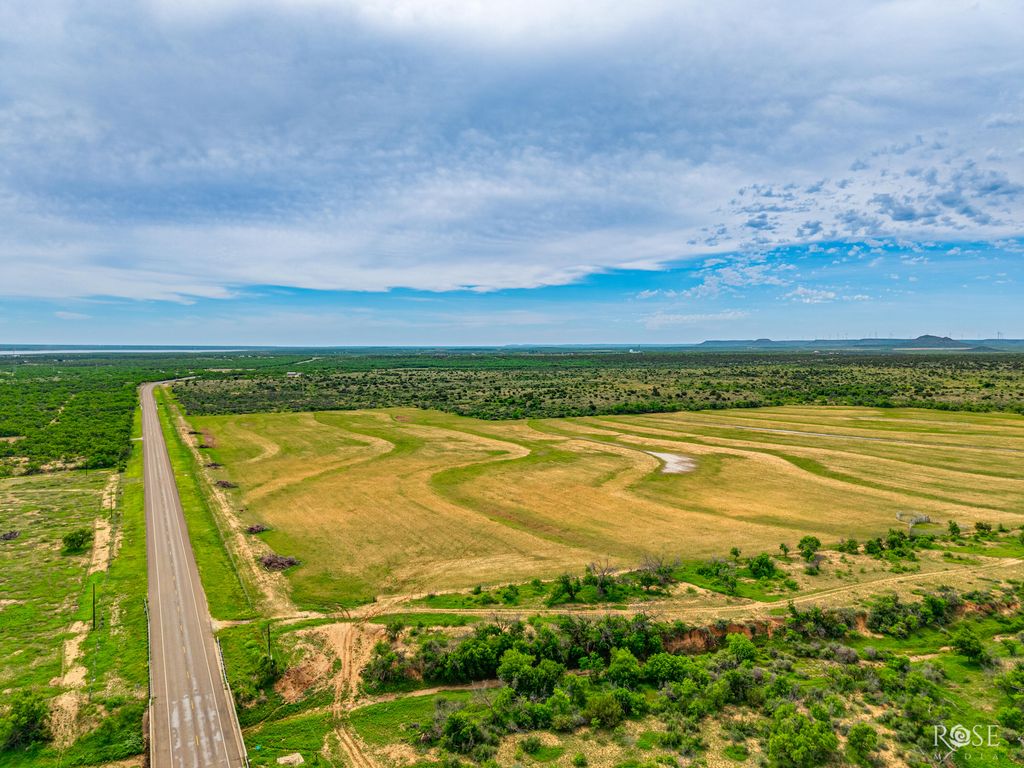 Image 35 of property listing at 13065 Tx-158, Robert Lee, TX 76945