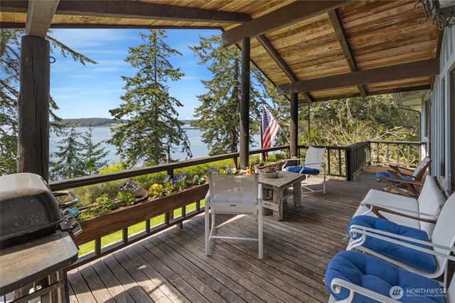 230 Gem Farm Lane, Lopez Island, WA 98261