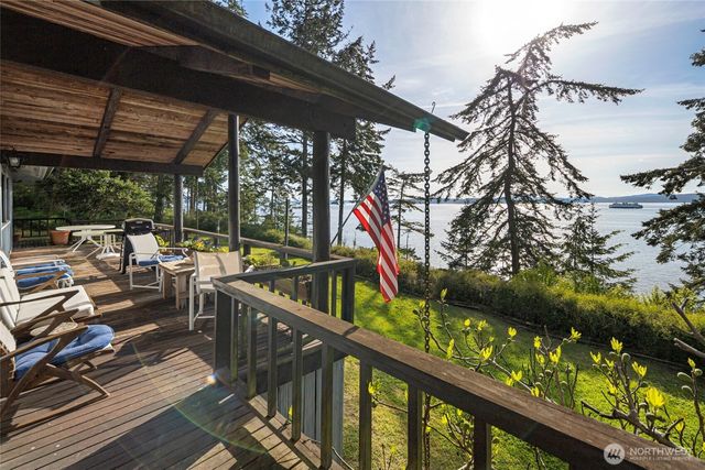 230 Gem Farm Lane, Lopez Island, WA 98261