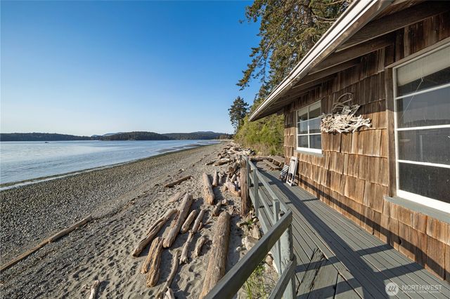 230 Gem Farm Lane, Lopez Island, WA 98261