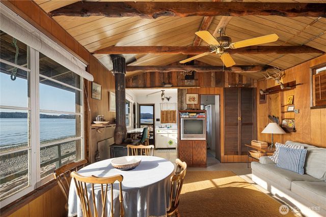 230 Gem Farm Lane, Lopez Island, WA 98261