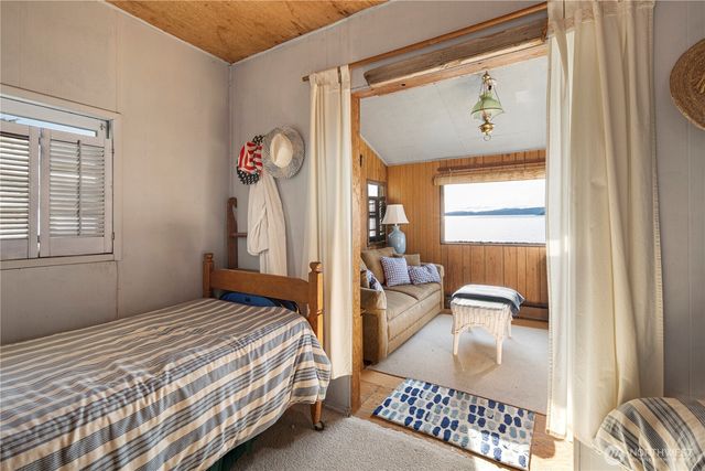 230 Gem Farm Lane, Lopez Island, WA 98261