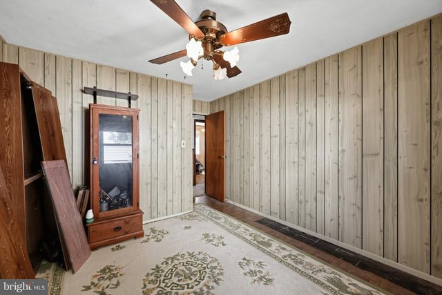 9 SCARLET AVE, Aston, PA 19014