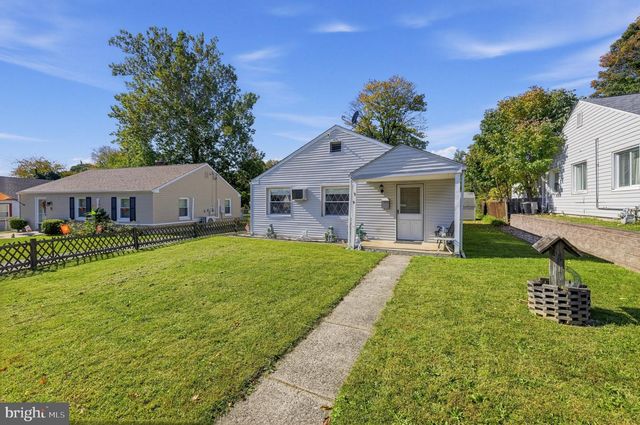 9 SCARLET AVE, Aston, PA 19014