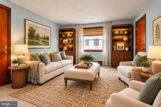 9 SCARLET AVE, Aston, PA 19014