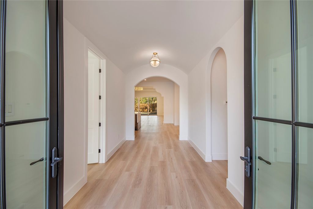 3459 Bernal Drive, Dallas, TX 75212 — photo 2