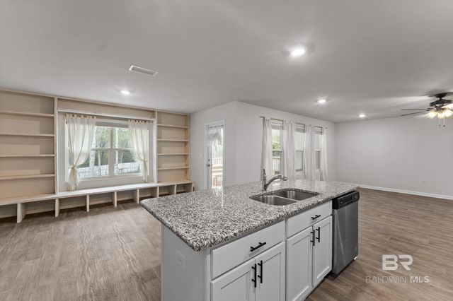 32817 N Pickens Avenue, Lillian, AL 36549