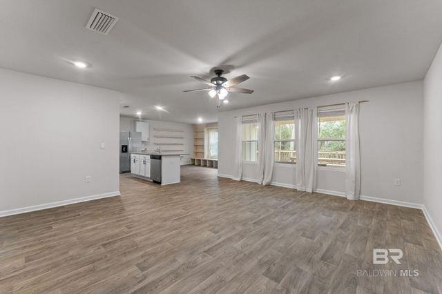 32817 N Pickens Avenue, Lillian, AL 36549