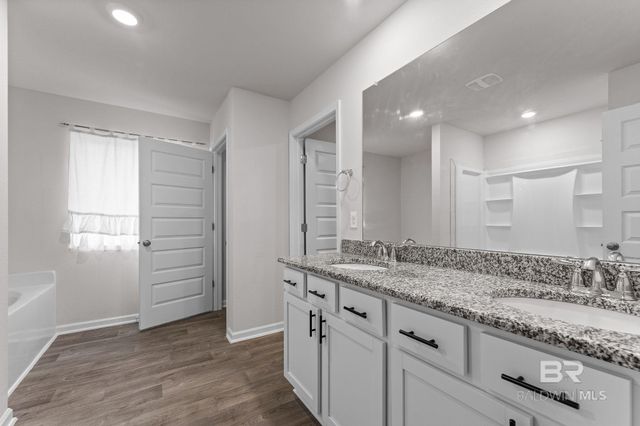 32817 N Pickens Avenue, Lillian, AL 36549