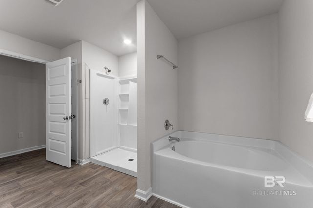 32817 N Pickens Avenue, Lillian, AL 36549