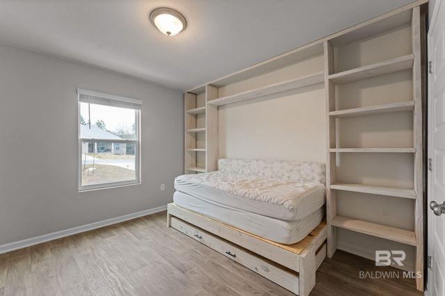 32817 N Pickens Avenue, Lillian, AL 36549