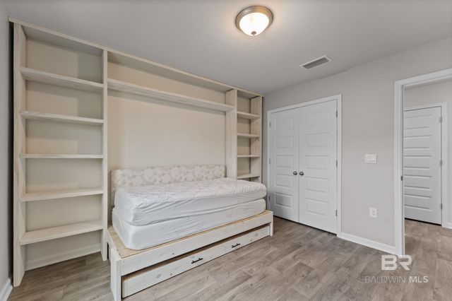 32817 N Pickens Avenue, Lillian, AL 36549