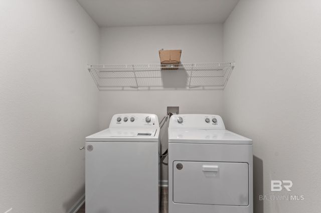 32817 N Pickens Avenue, Lillian, AL 36549