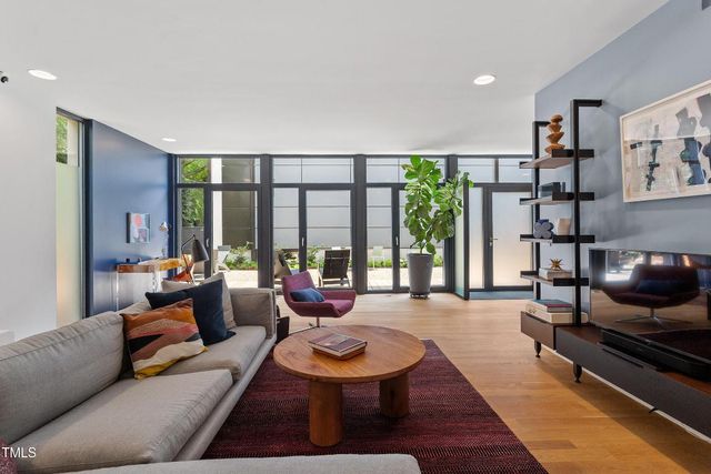 922 Tower Street, Raleigh, NC 27607