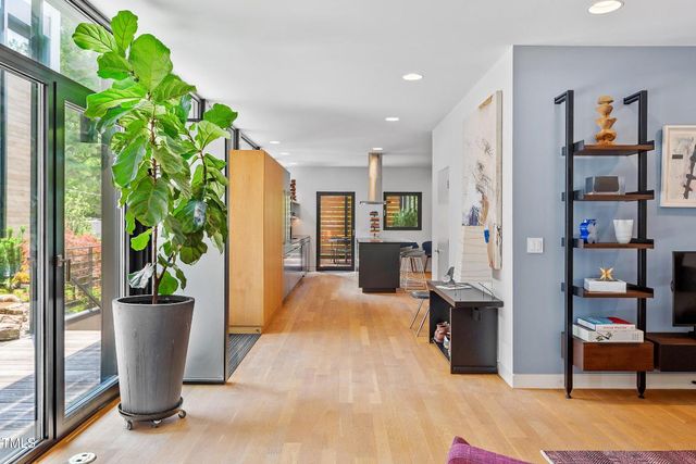 922 Tower Street, Raleigh, NC 27607