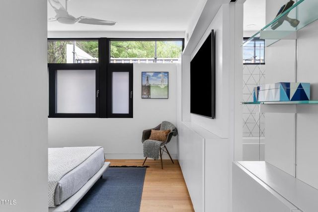 922 Tower Street, Raleigh, NC 27607