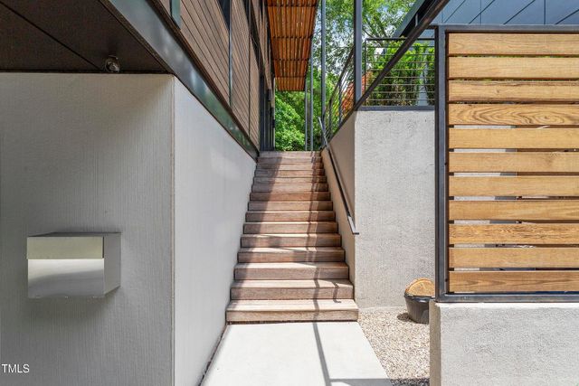 922 Tower Street, Raleigh, NC 27607