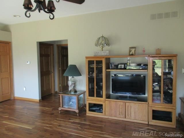 1059 N Ridge Road, Update, MI 48419