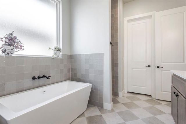2141 Marsala Drive, Edmond, OK 73034