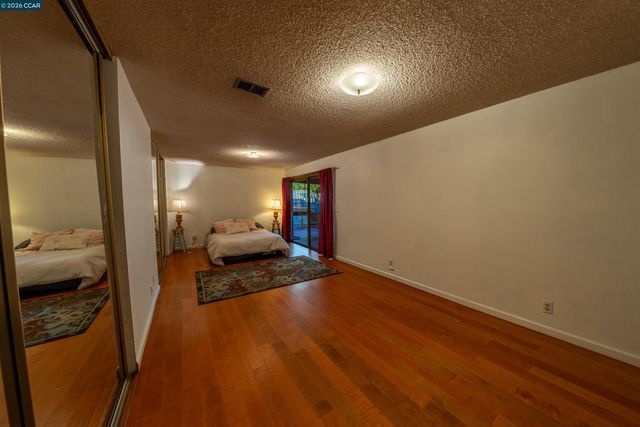 2983 Simas Ave, Pinole, CA 94564