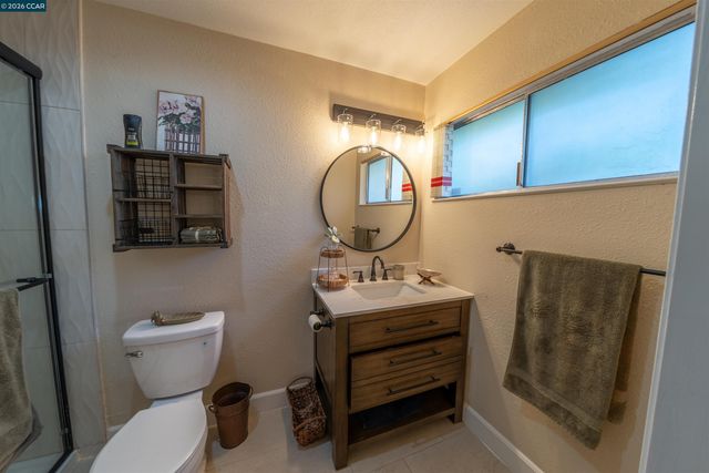 2983 Simas Ave, Pinole, CA 94564