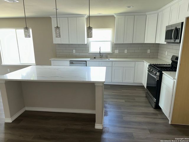 455 DEMYA DR, San Antonio, TX 78227