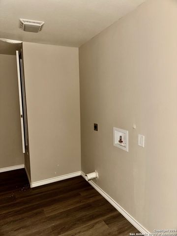 455 DEMYA DR, San Antonio, TX 78227