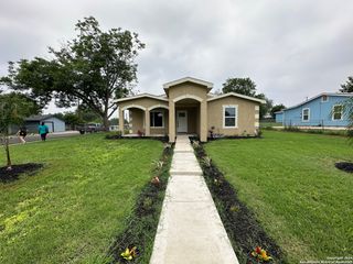 455 DEMYA DR, San Antonio, TX 78227